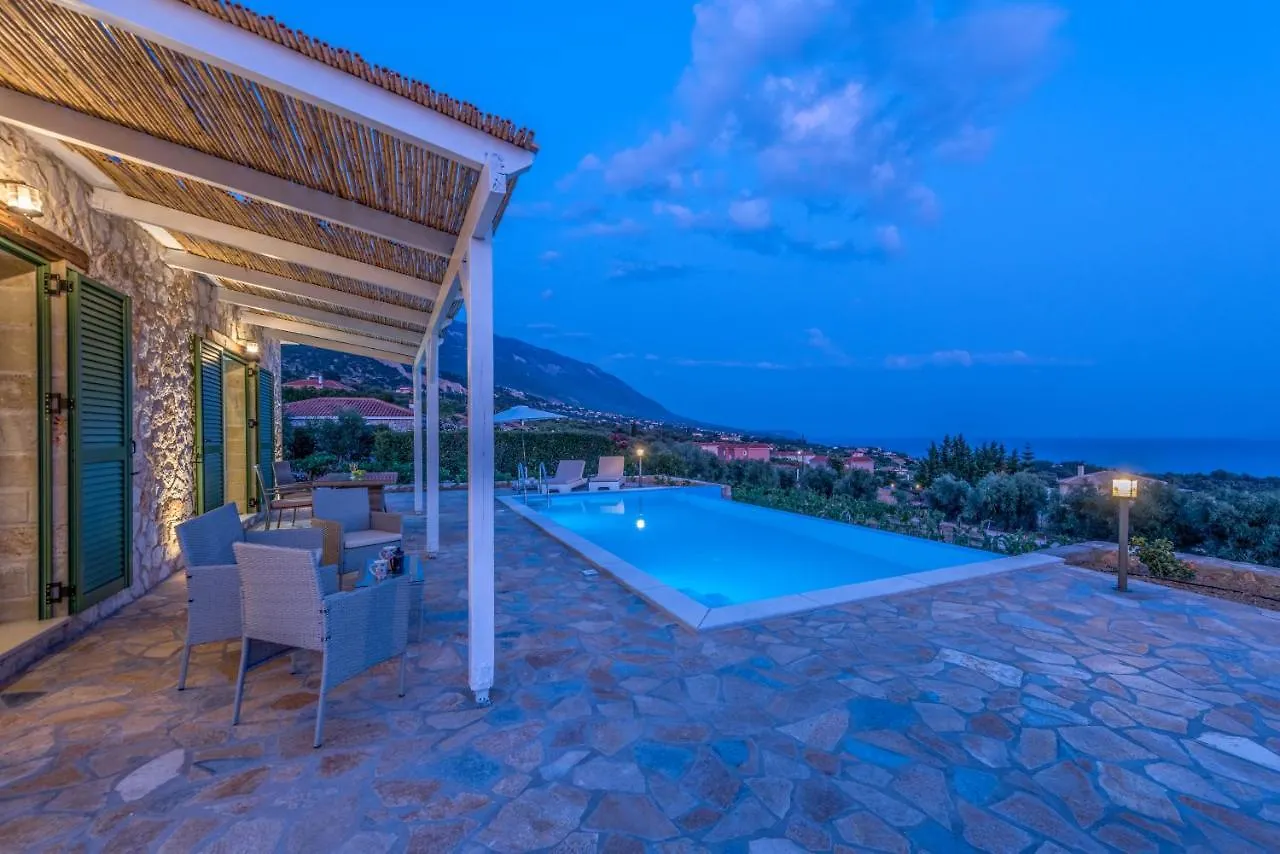 Trapezaki Garden Villas Mousata
