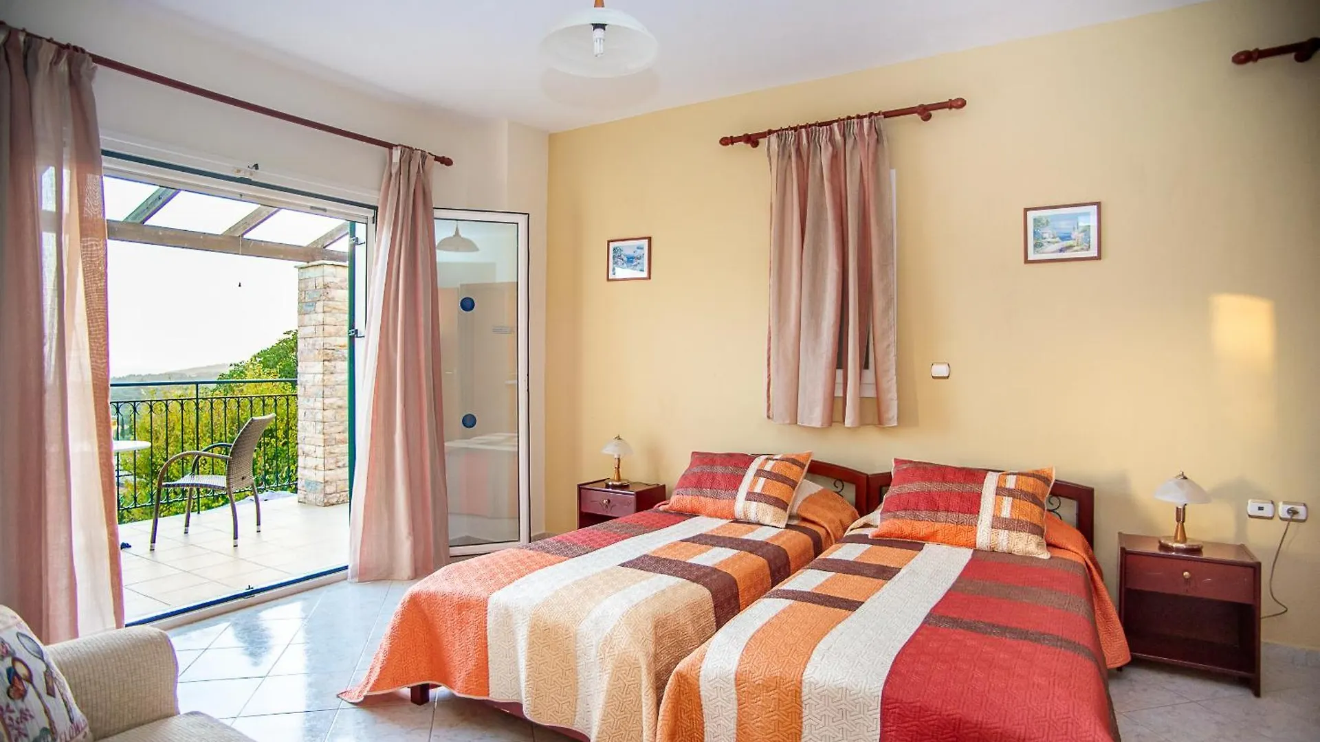 Trapezaki Garden Villas Mousata 0*,