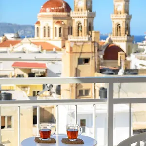 https://crops-suites.rethymnohotels.net